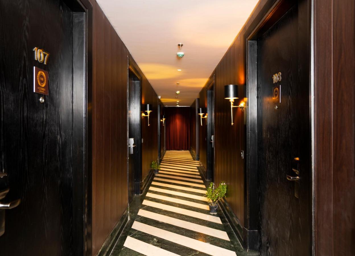 Foxoso Hotel, Delhi Airport นิวเดลี ภายนอก รูปภาพ